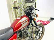 https://riyasewana.com/uploads/suzuki-gn-125-1320125713693.jpg