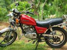 Suzuki GN125 H 2006 Motorbike