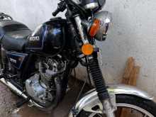 Suzuki GN125 2004 Motorbike