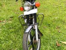 https://riyasewana.com/uploads/suzuki-gn-125-192228074153.jpg