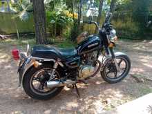 Suzuki GN125 2000 Motorbike