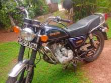 Suzuki GN125 2005 Motorbike