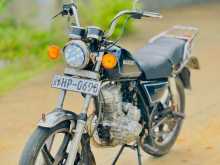 Suzuki GN125 2003 Motorbike