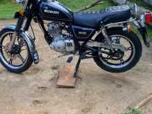 Suzuki GN125 2010 Motorbike
