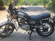 Suzuki GN125 Japan Onlight 2002 Motorbike