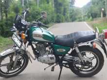 Suzuki GN125 Japan 2004 Motorbike