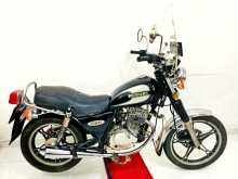 Suzuki GN125 Japan Onlight 2005 Motorbike