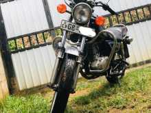 Suzuki GN125 2000 Motorbike