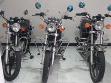 Suzuki GN125 2012 Motorbike