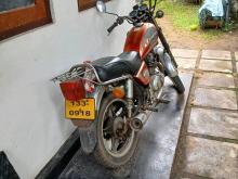 Suzuki GN125 1990 Motorbike