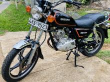 Suzuki GN125 E Japan 2012 Motorbike