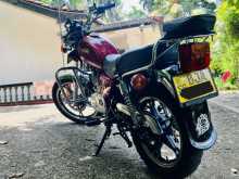 https://riyasewana.com/uploads/suzuki-gn-125-292029391453.jpg