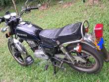 Suzuki GN125 2001 Motorbike