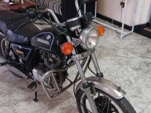 Suzuki GN125 2003 Motorbike