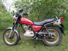 Suzuki GN125 Japan 2000 Motorbike