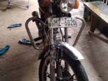 Suzuki GN125 2005 Motorbike