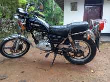 Suzuki GN125 Japan 2006 Motorbike