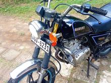 Suzuki GN125 Japan 2002 Motorbike