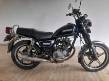 Suzuki GN125 Japan 2002 Motorbike