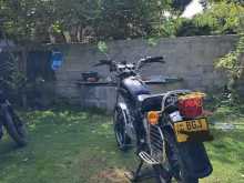 https://riyasewana.com/uploads/suzuki-gn-125h-12956174043.jpg