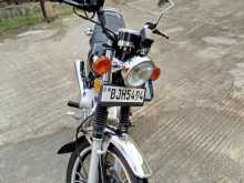 https://riyasewana.com/uploads/suzuki-gn-125h-16394813234.jpg