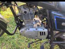 Suzuki GN125 2005 Motorbike
