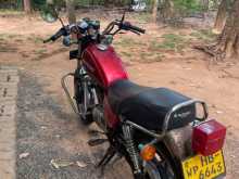 Suzuki GN125 2001 Motorbike