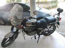 Suzuki GN125 1999 Motorbike
