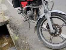Suzuki GN125 2002 Motorbike