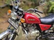Suzuki Gn125 2000 Motorbike