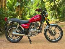 Suzuki GN125 2001 Motorbike