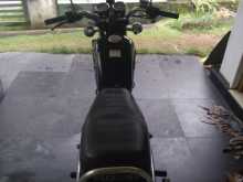 Suzuki GN125 2003 Motorbike