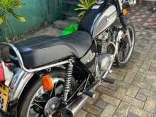 Suzuki GN125 2000 Motorbike