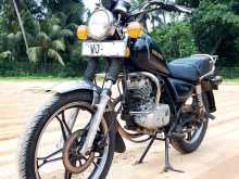 Suzuki GN125 2010 Motorbike