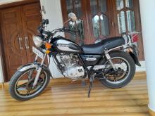 Suzuki GN125 2010 Motorbike