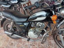 Suzuki GN125 1998 Motorbike