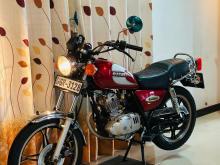 Suzuki Japan Onlight GN125 2002 Motorbike