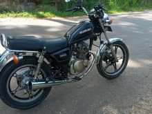 Suzuki GN125 2005 Motorbike