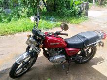 Suzuki GN125 H 2005 Motorbike