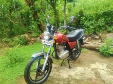 Suzuki GN125H 2005 Motorbike