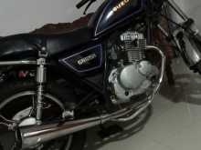 https://riyasewana.com/uploads/suzuki-gn125h-3020124013964.jpg