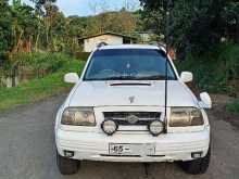 Suzuki Grand Vitara 2000 SUV