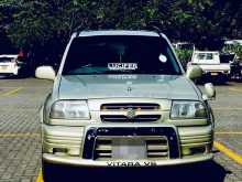 Suzuki Grand Vitara V6 1999 SUV