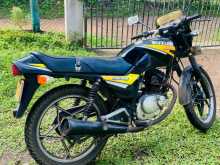Suzuki GS125 2002 Motorbike