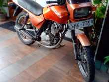 Suzuki GS125 2004 Motorbike