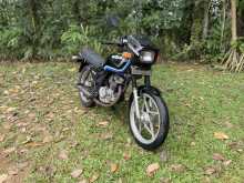 https://riyasewana.com/uploads/suzuki-gs-125-1821345622013.jpg