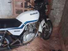 Suzuki GS125 1999 Motorbike