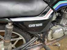 https://riyasewana.com/uploads/suzuki-gs-125-2020181722832.jpg