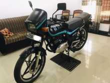 Suzuki GS 125 1999 Motorbike