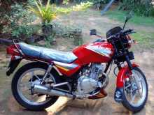 Suzuki GS 125 2003 Motorbike